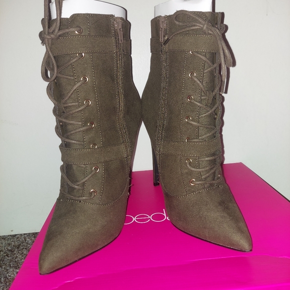 Booties - Picture 3 of 3